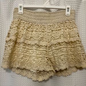 COPY - Cream knit shorts - women’s XL